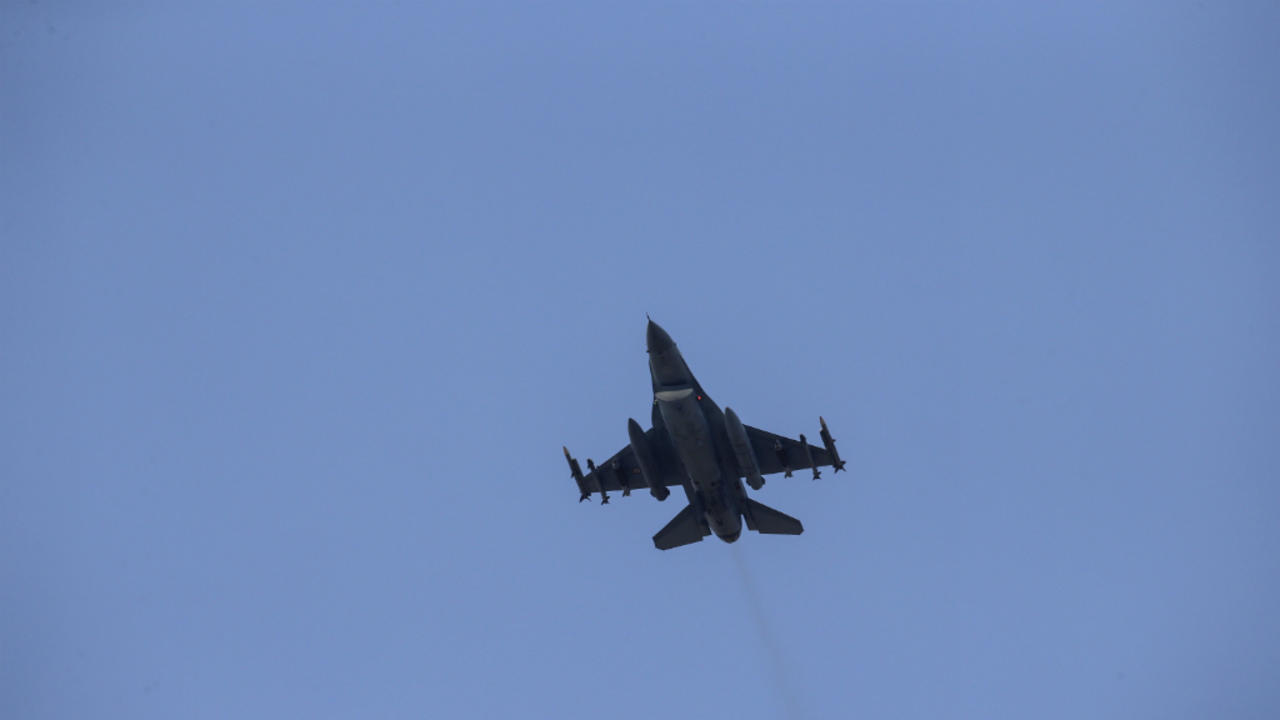  Turkish jets drop bombs on Kurdish militant targets in northern Iraq