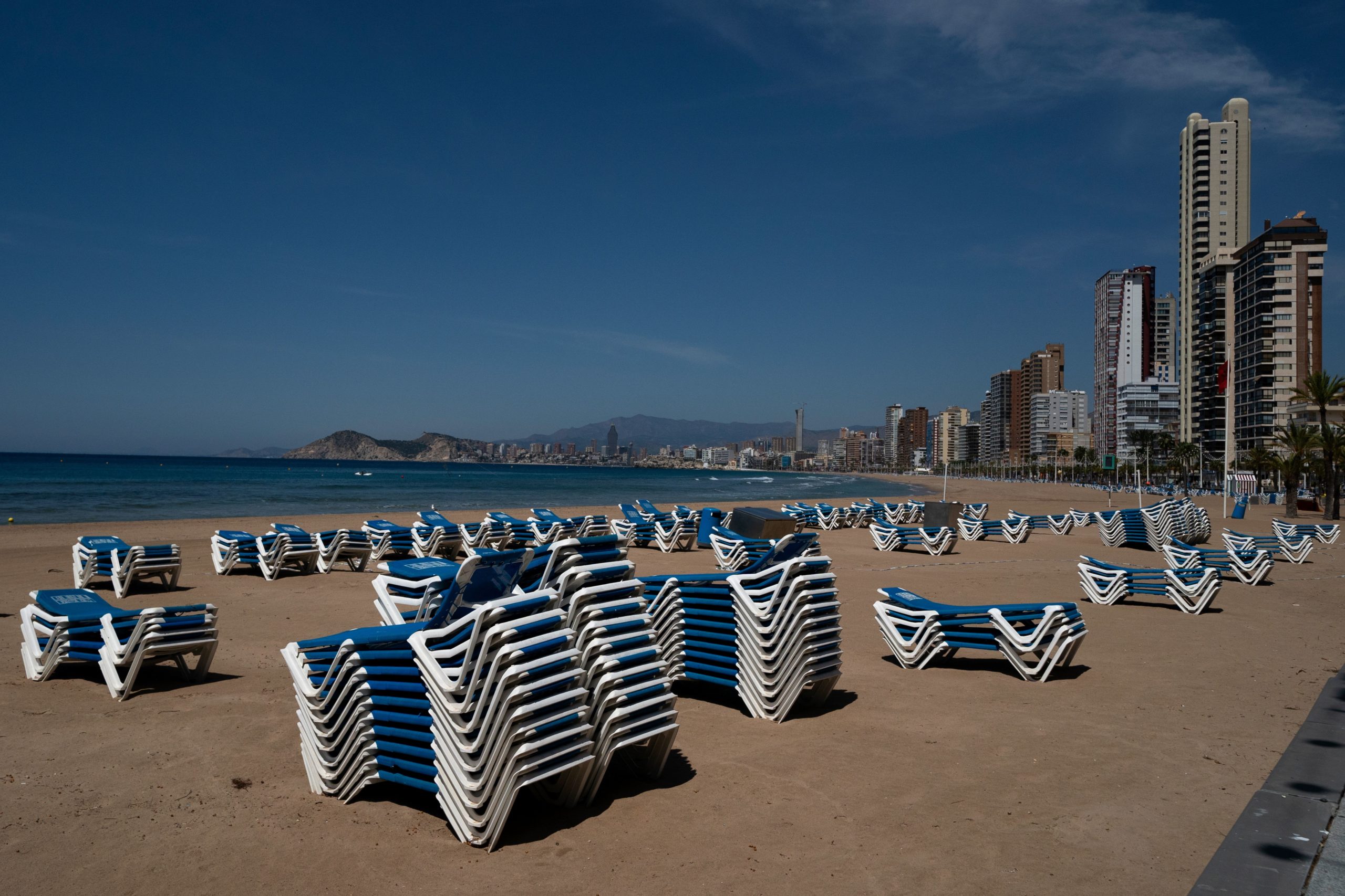  Spain to open most EU borders June 21