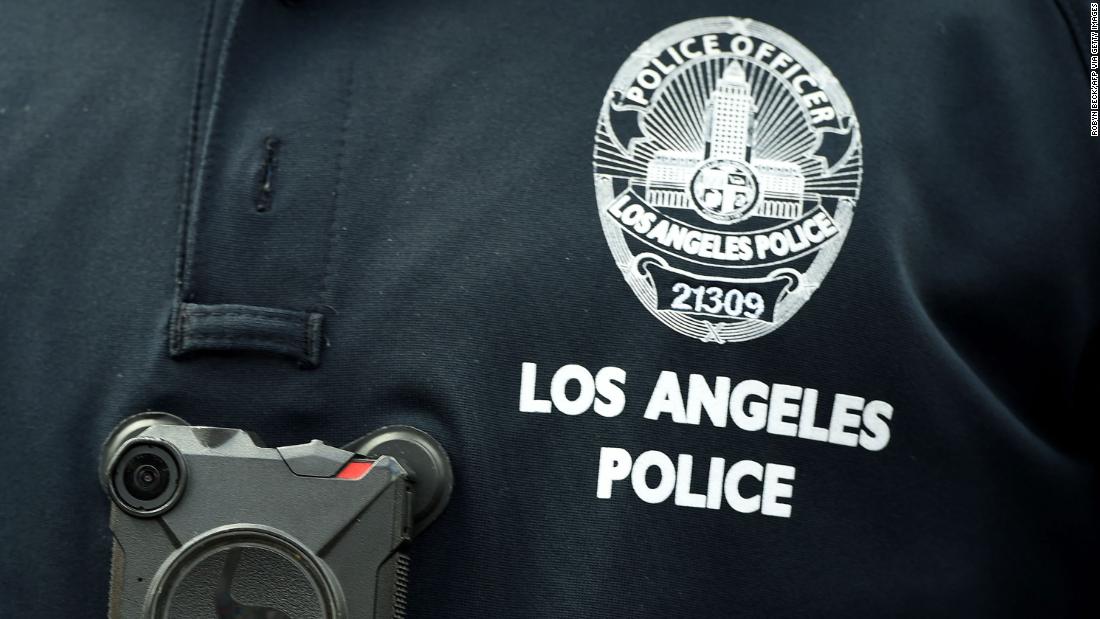  Los Angeles City Council moves forward with plan to replace police officers with community-based responders for nonviolent calls