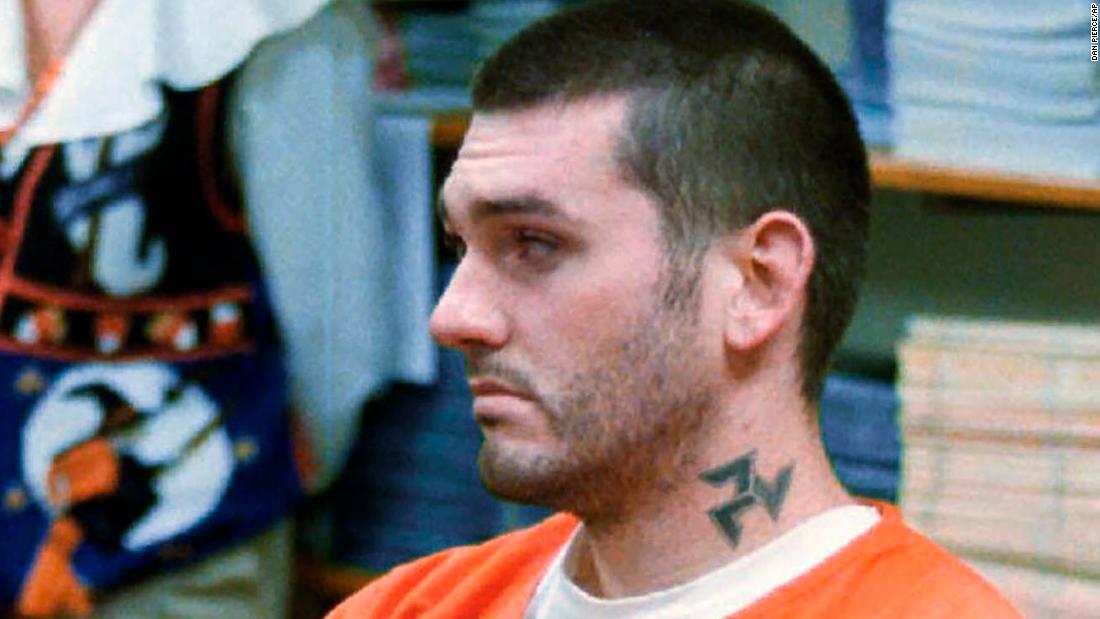 First US federal execution in 17 years is back on, for now