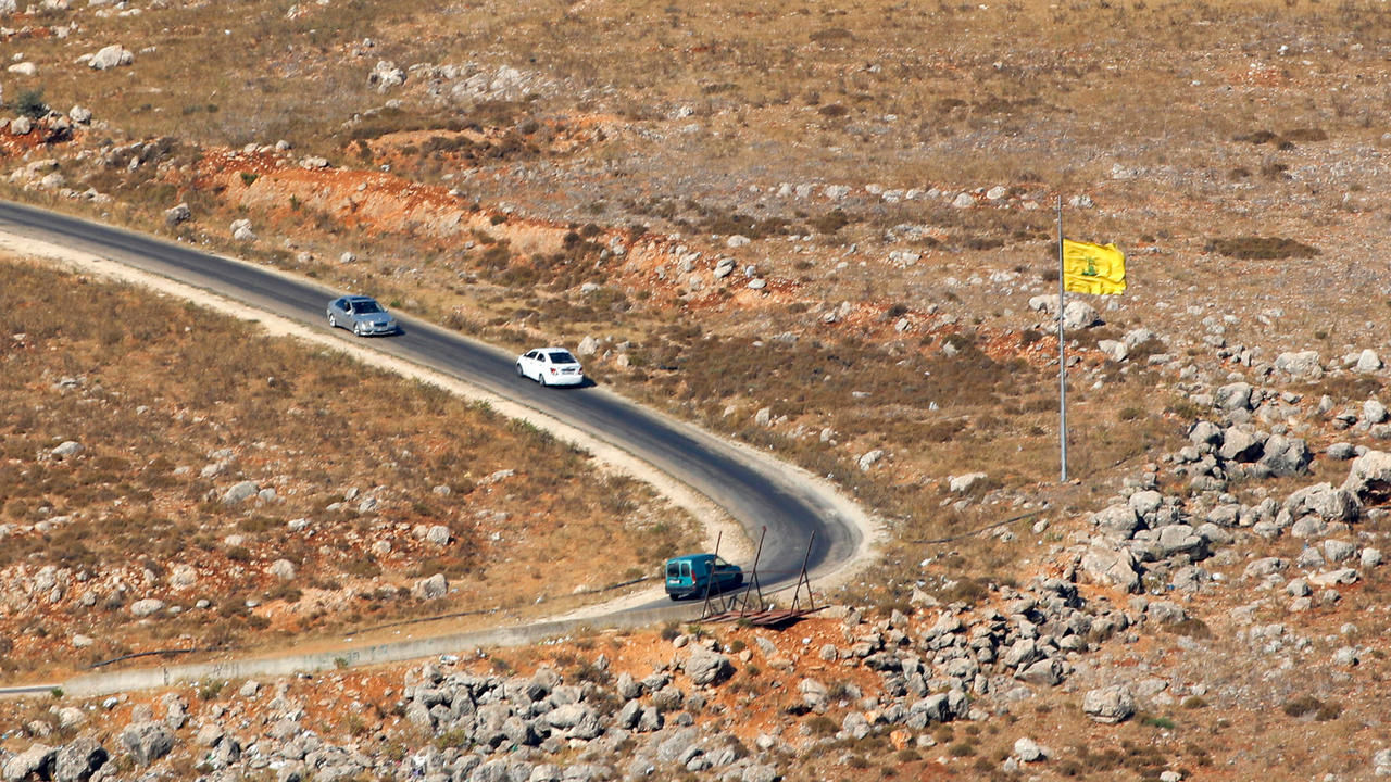  Israel launches air strikes against Hezbollah posts in Lebanon, military says