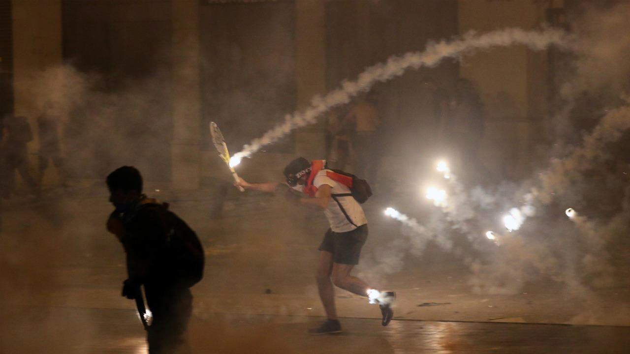  Beirut protestors call for fall of government on second day of demonstrations