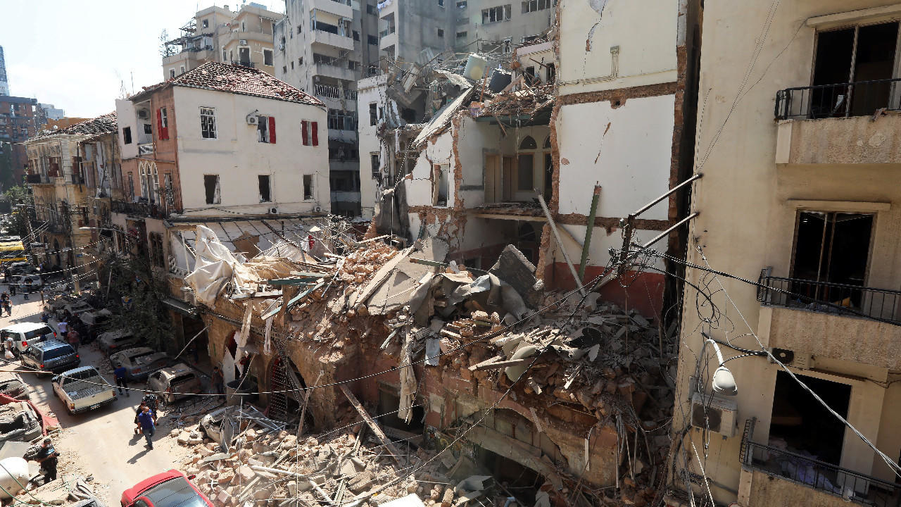  Beirut is destroyed, my heart is broken: Locals in despair over Lebanon blast