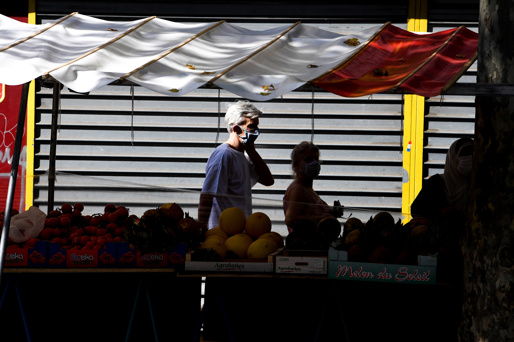  French PM sounds alarm on coronavirus, announces new measures