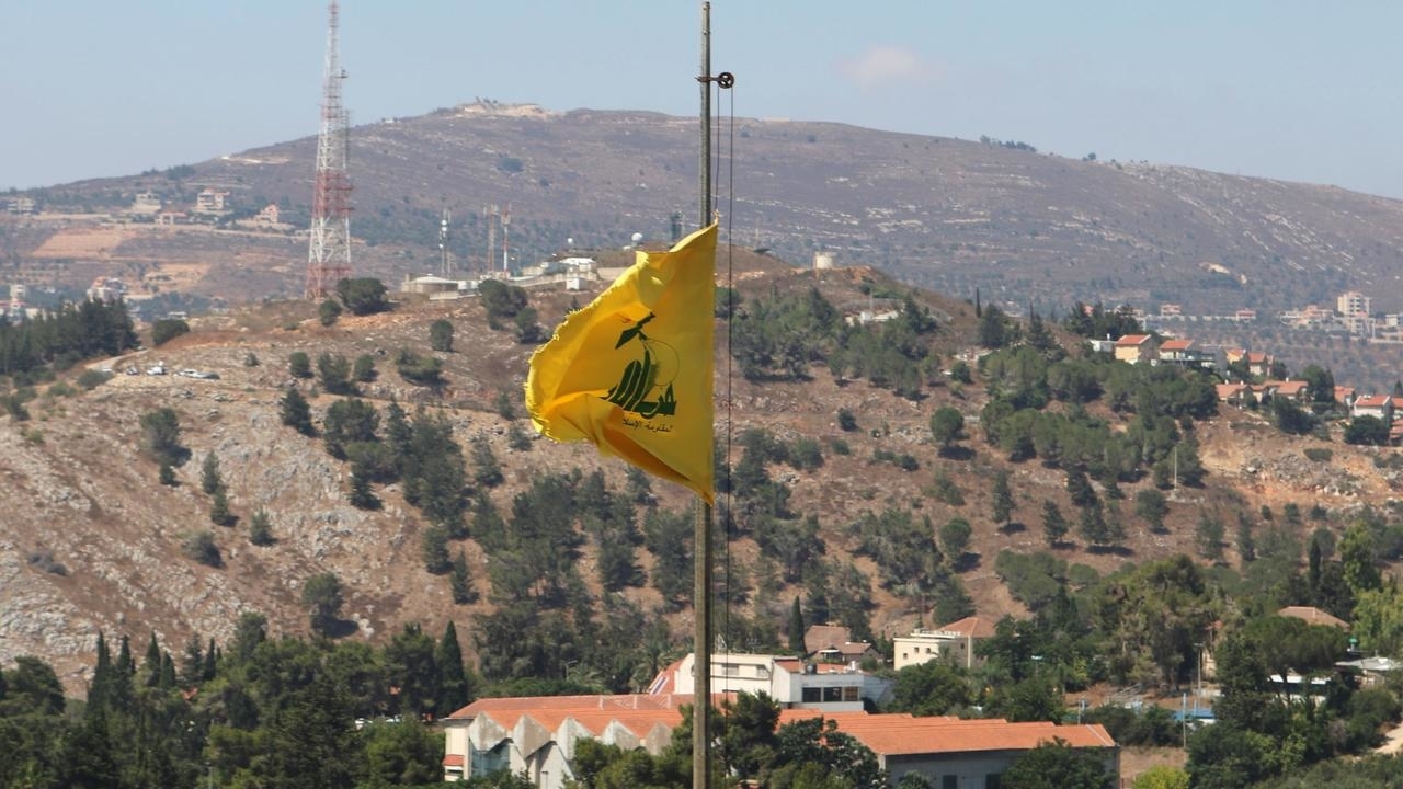  Hezbollah open to French proposal for new political order in Lebanon