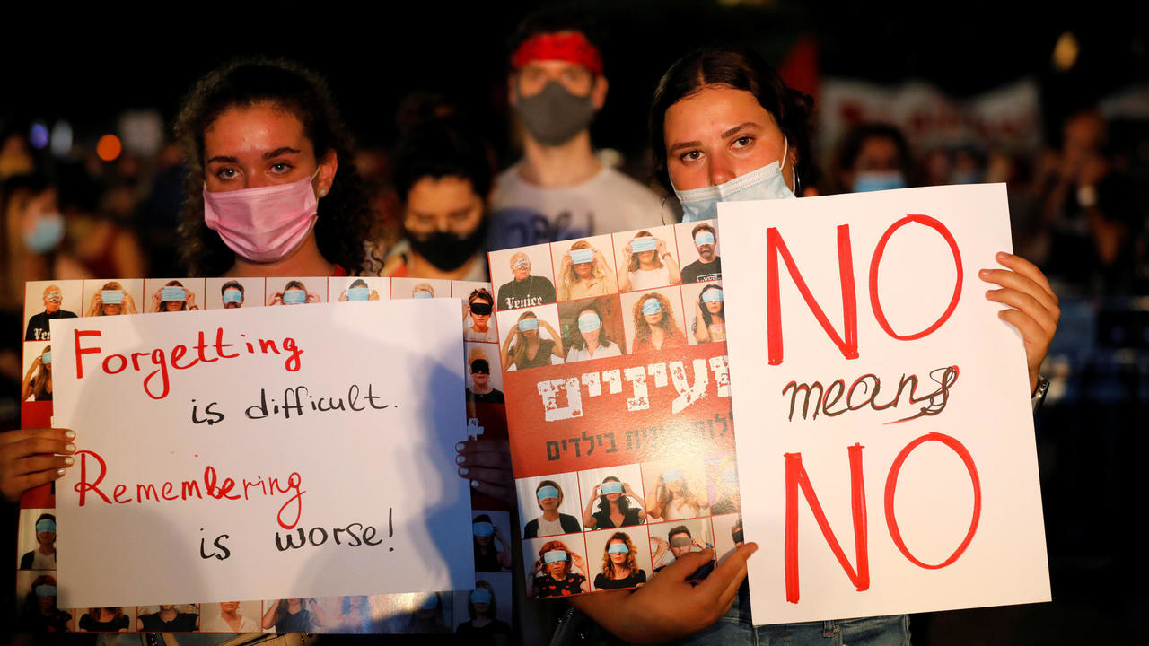  Thousands of Israelis strike and protest against sexual violence