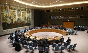  UN Fails to Approve Iran Arms Embargo Extension