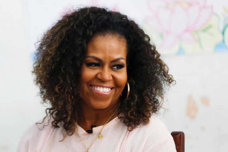  Michelle Obama opens up about her experiences with menopause in her podcast