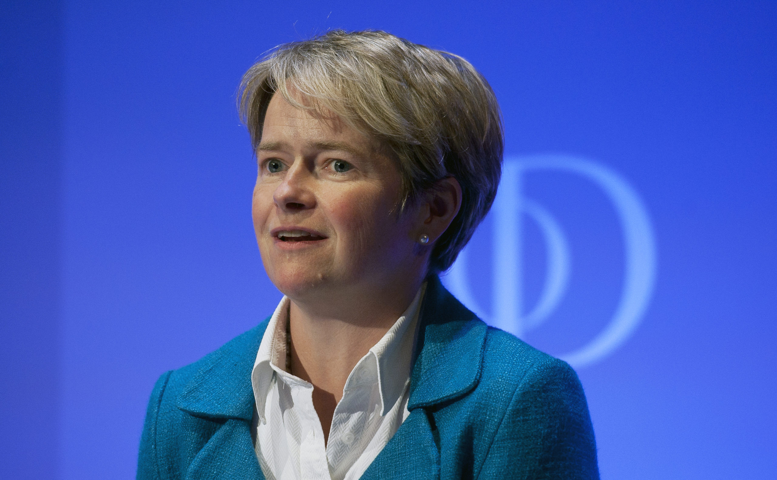 UK scraps public health agency