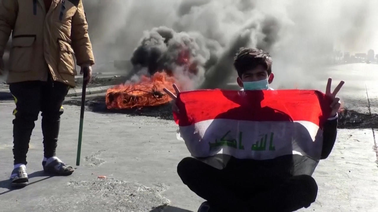  Iraq after Saddam Hussein: Two benefactors, two occupiers
