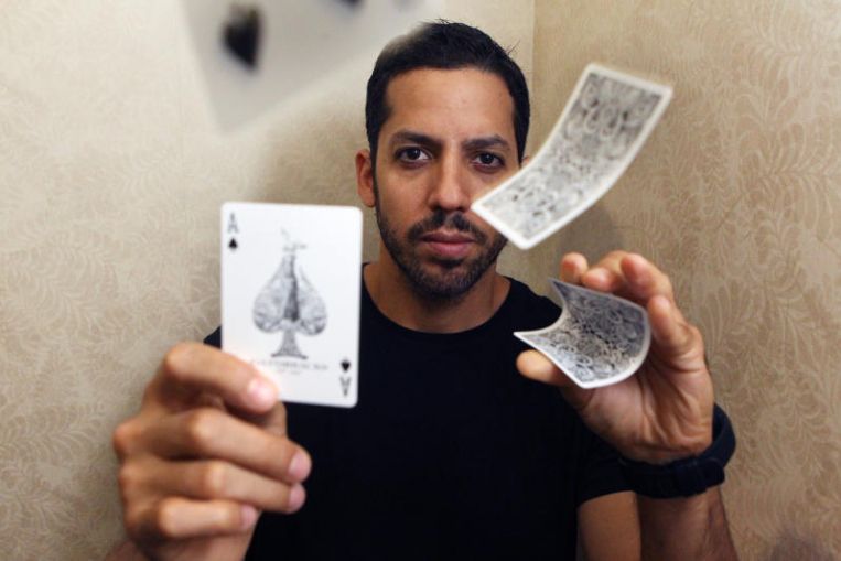  Illusionist David Blaine to attempt first live stunt in almost a decade on YouTube