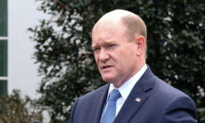  Chris Coons Defeats Challenger in Democratic US Senate Primary