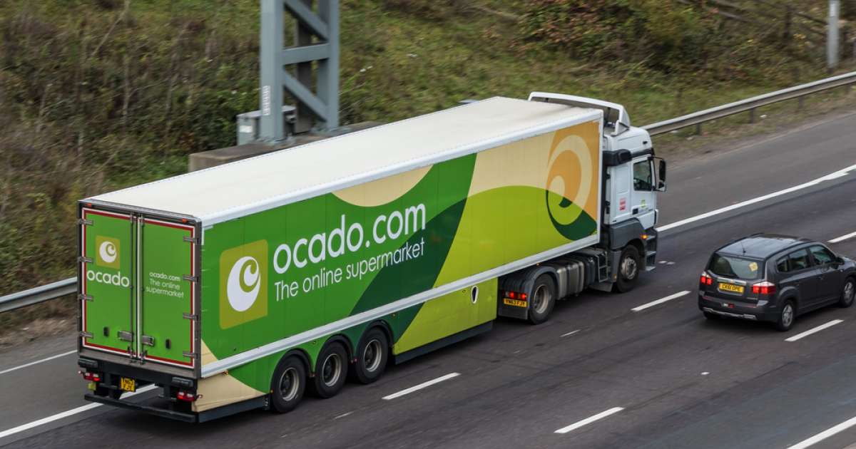  FTSE 100 closes ahead with Ocado top of the pile after successful M&S switch