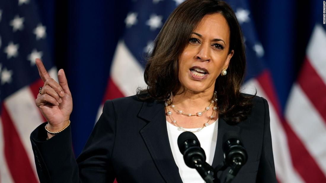  Kamala Harris strongly rebukes Trump over race