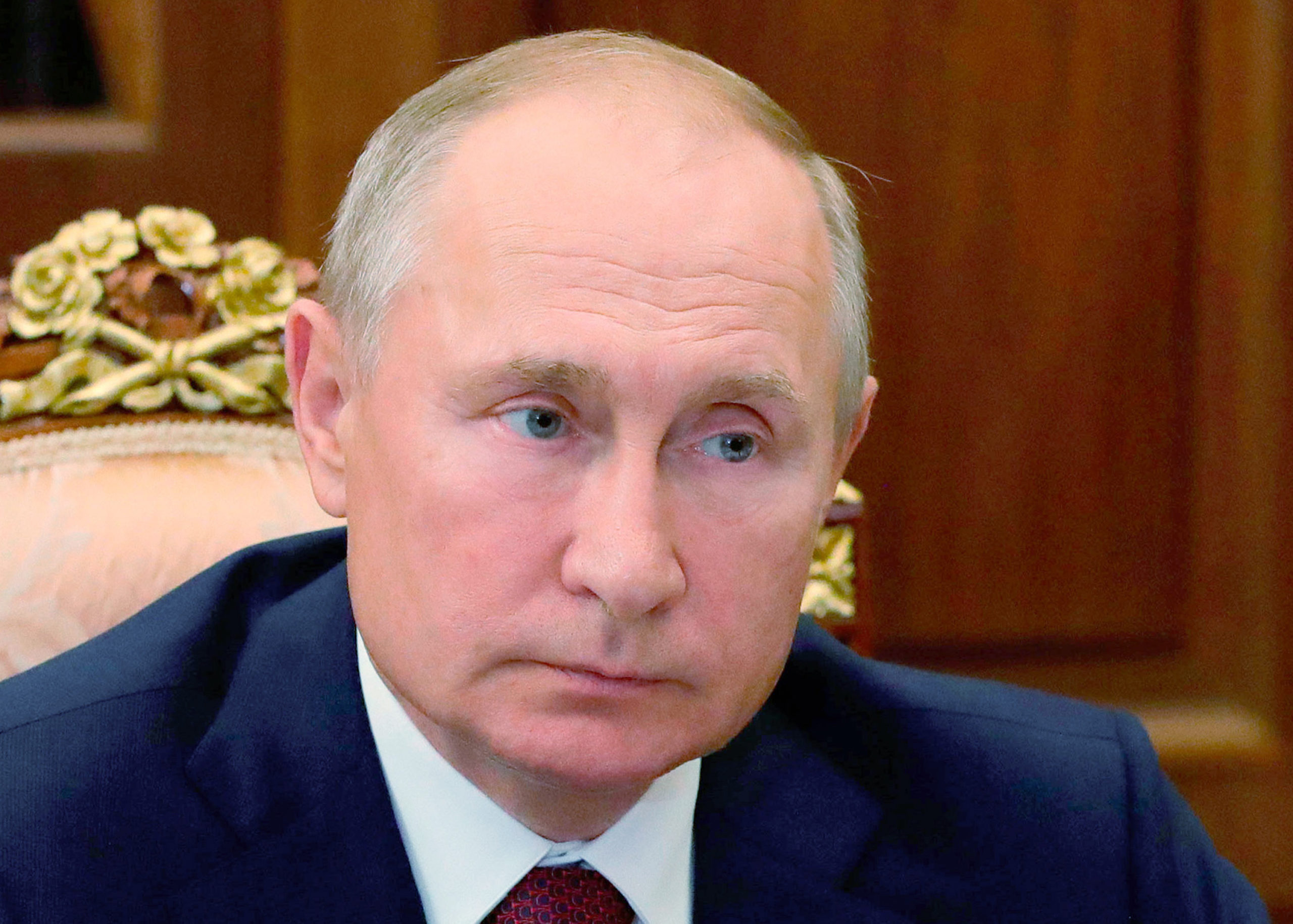 Vladimir Putin proposes online summit on coronavirus vaccines