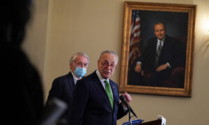 Schumer: Nothing Is Off the Table If GOP Moves to Confirm Supreme Court Nominee