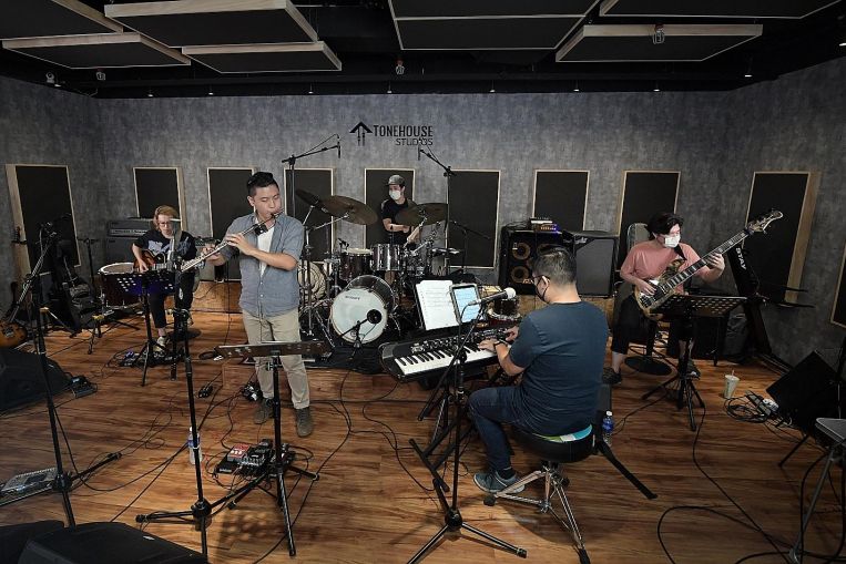  Music studios in a jam