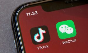  Trump Administration to Ban Access to Chinese Apps WeChat and TikTok on Sunday