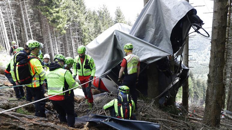  Judge finds technician responsible for cable car crash over Mottarone mountain in Italy