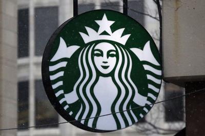  Starbucks sets sales record as customers return