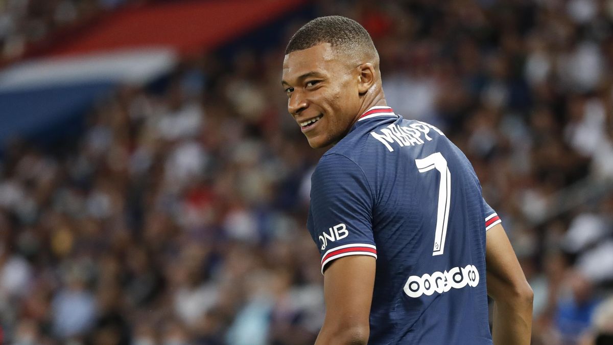  Mbappe will stay in PSG