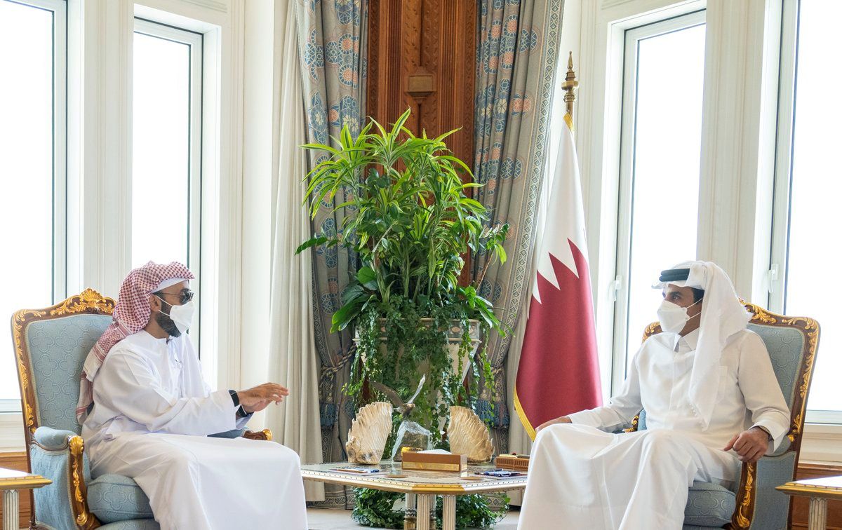  Senior UAE Official in Rare Visit to Qatar