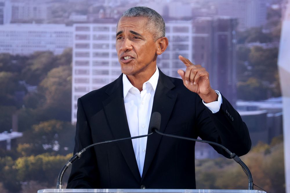  Barack Obama addresses COP26