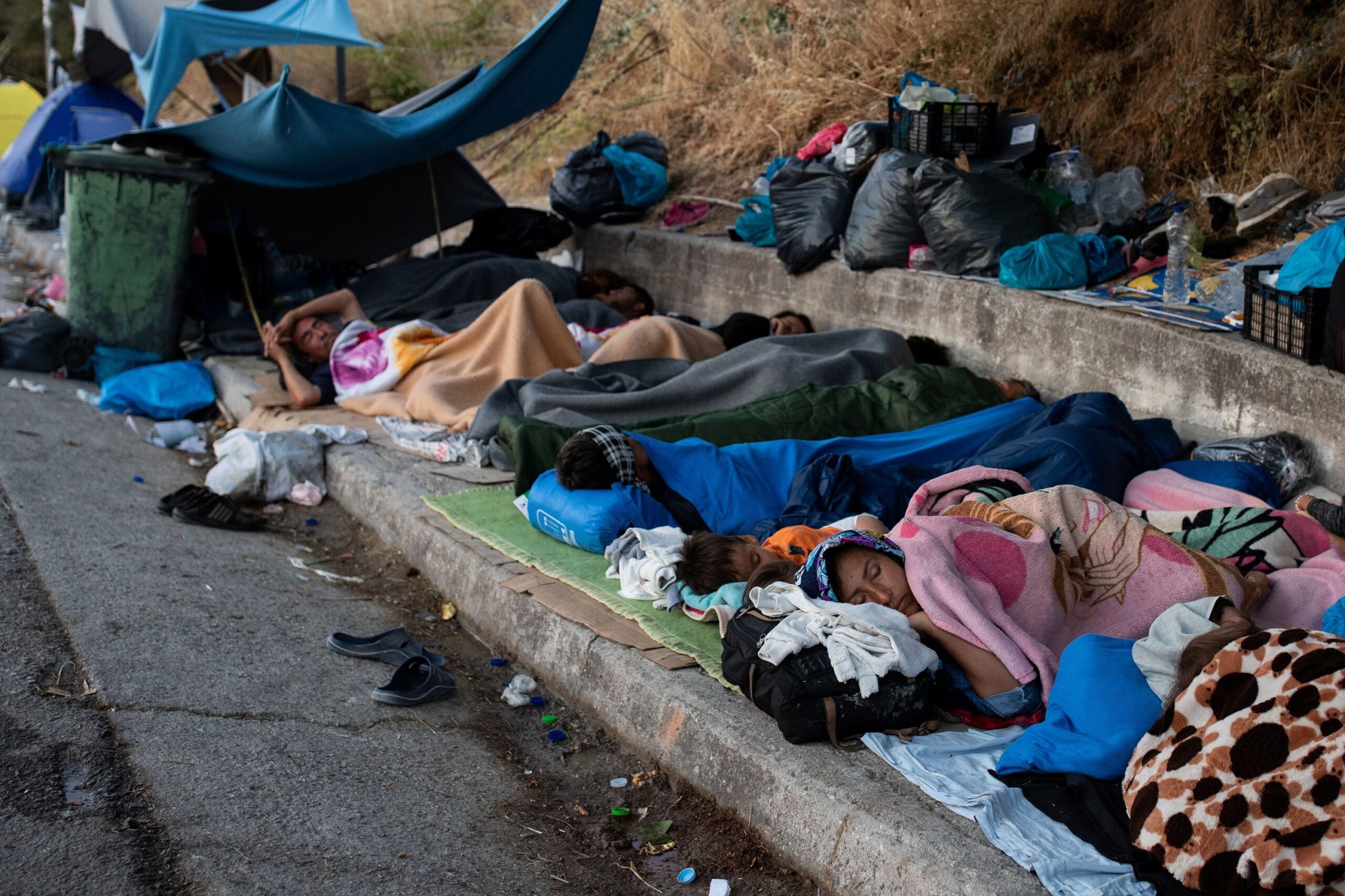  Aid Groups: Asylum Seekers Facing Hunger in Greece