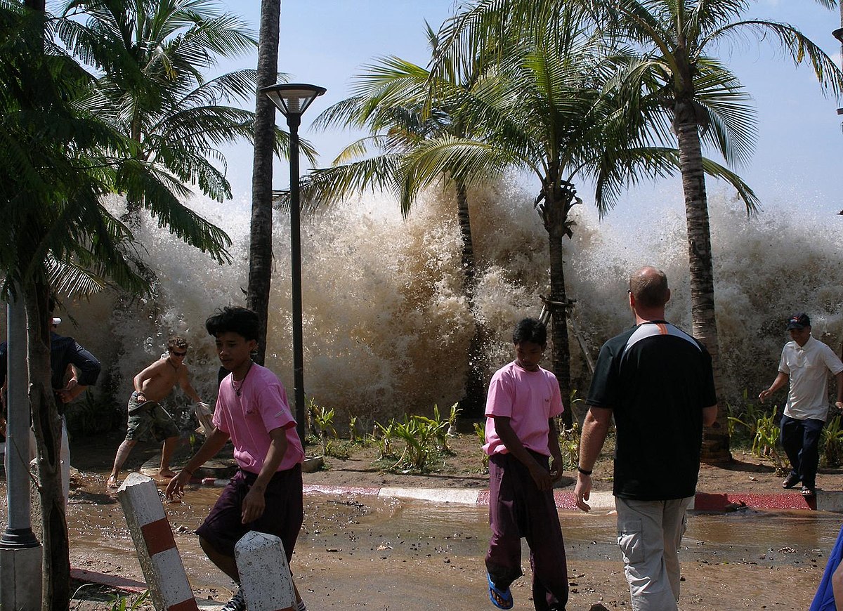  Tsunami Threat After Pacific Volcanic Eruption