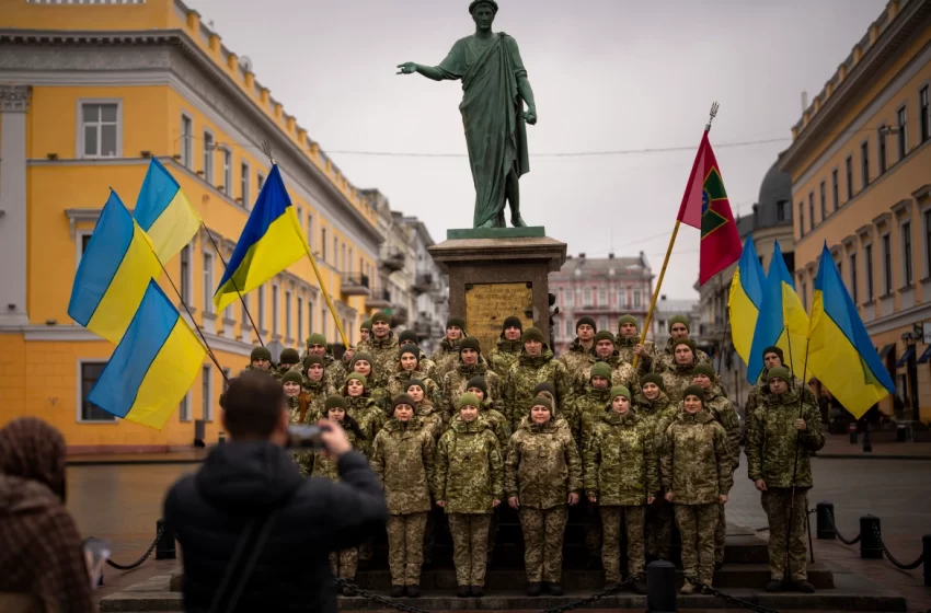  Ukrainians Celebrate Unity Day Amid Russia Invasion Fear