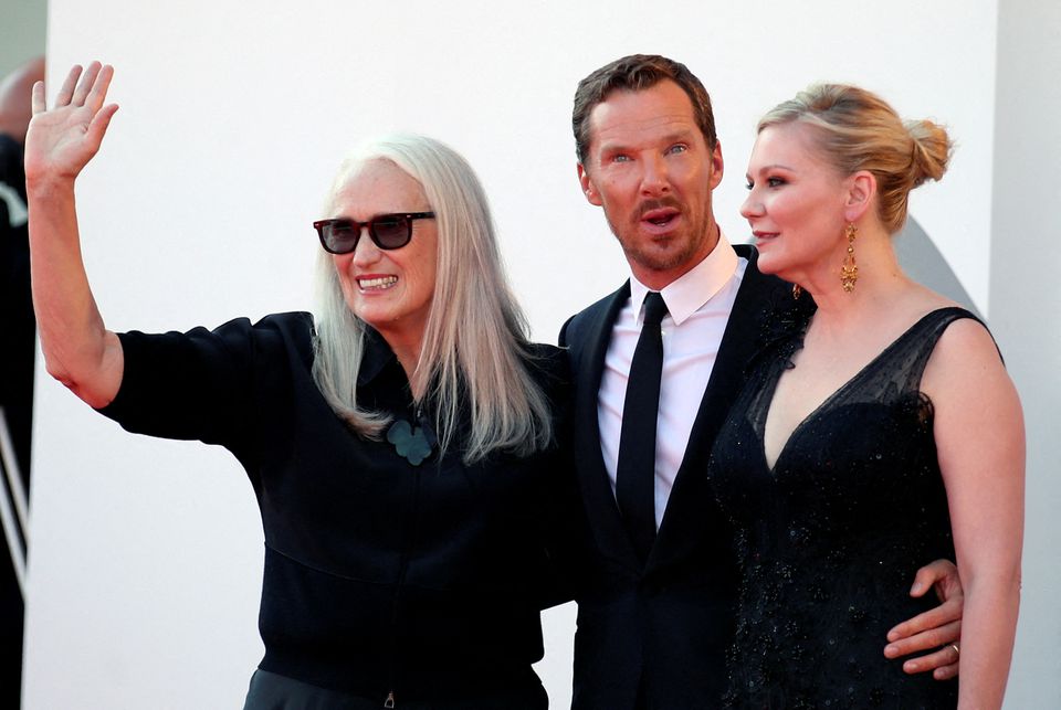 Director Jane Campion, actor Benedict Cumberbatch and actor Kirsten Dunst pose.