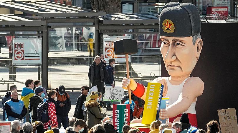 Putin portrait in Cologne Carnival