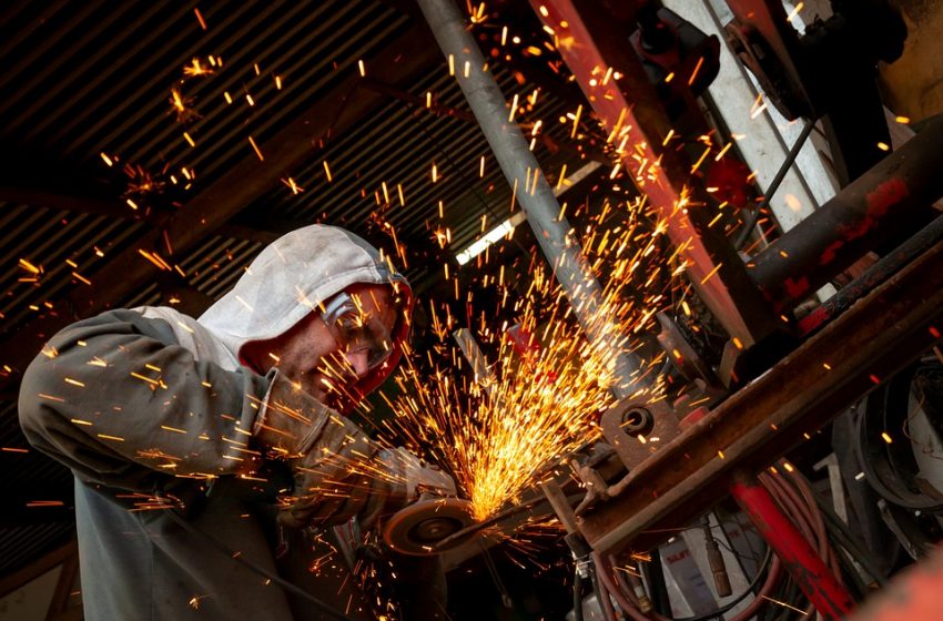  8 Best paying jobs in Industrial Machinery/Components