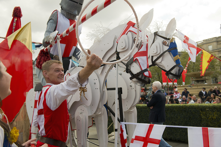 peple celebrating St. George’s Day 2022