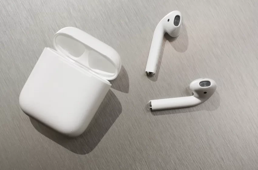  Reasons Why Do My AirPods Sound Muffled?