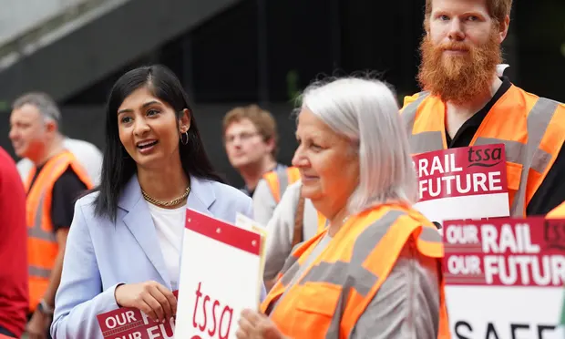  UK: 45,000 Rail Workers on Strike