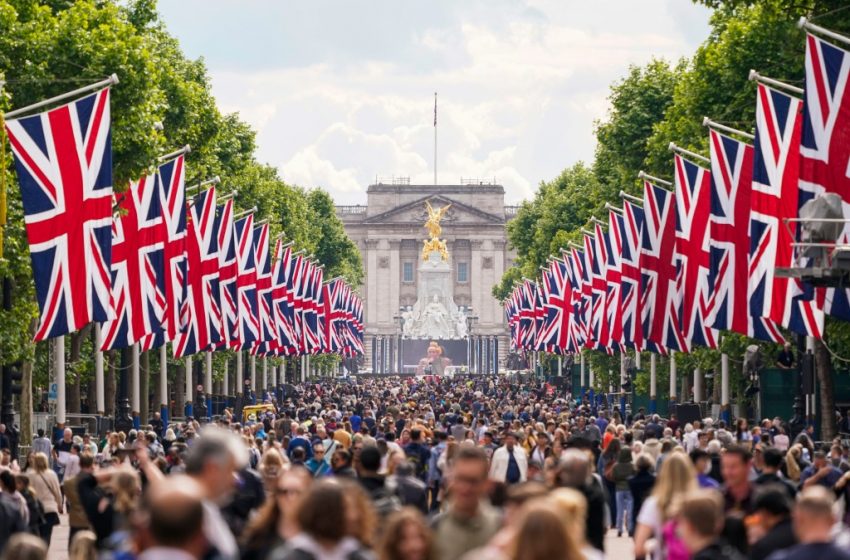  Queen Elizabeth’s Death certificate Released