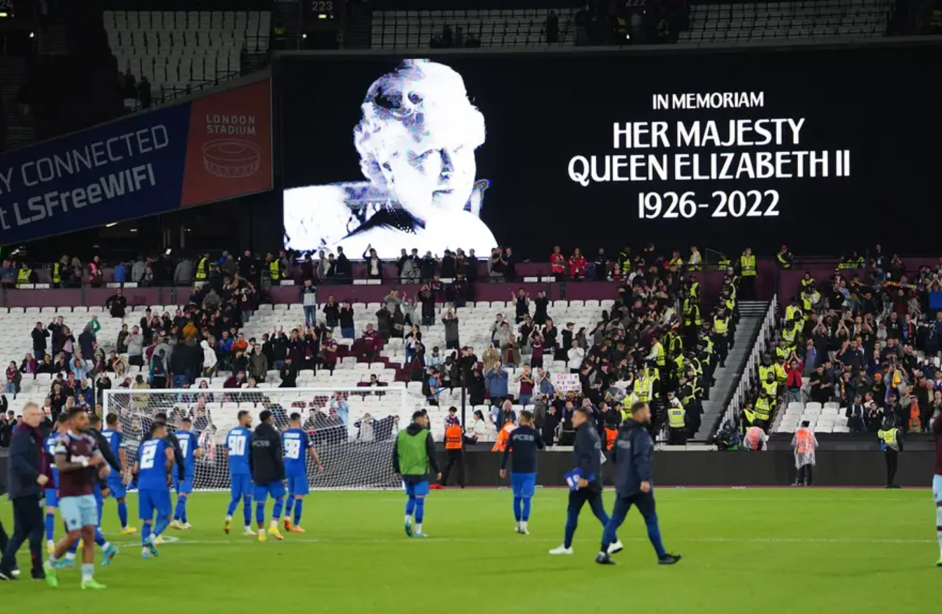 Weekend Football Matches Postponed following Queen's death