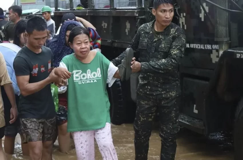  42 People Died in Philippines Flash Floods