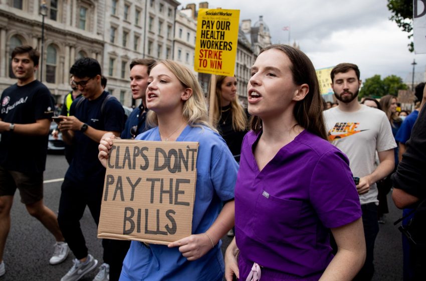  UK Nurses Strike Still Going on