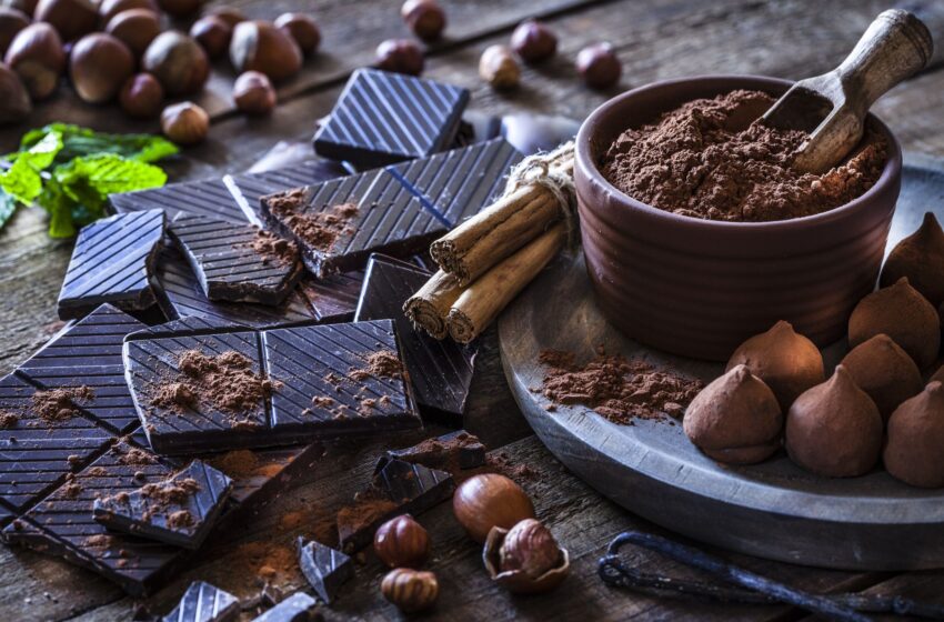  Dark chocolate.. How to eat it in a healthy way without harm?