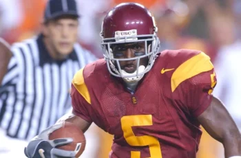 Reggie Bush on deluxe cover of EA college football 26