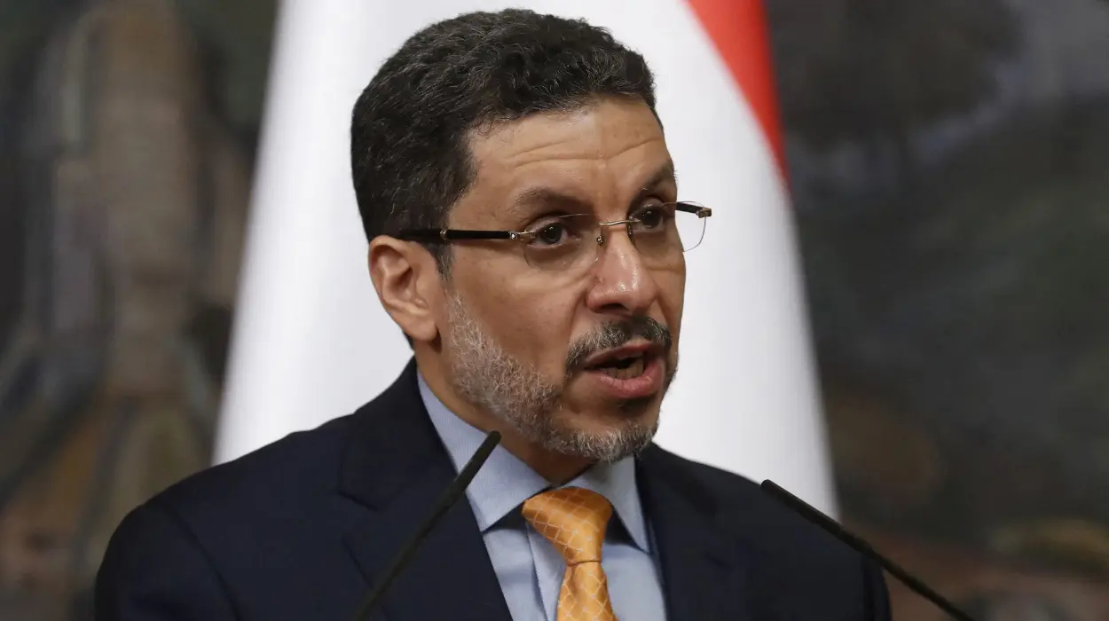 Yemen’s prime minister steps down amid political crisis, exposing deep government divisions