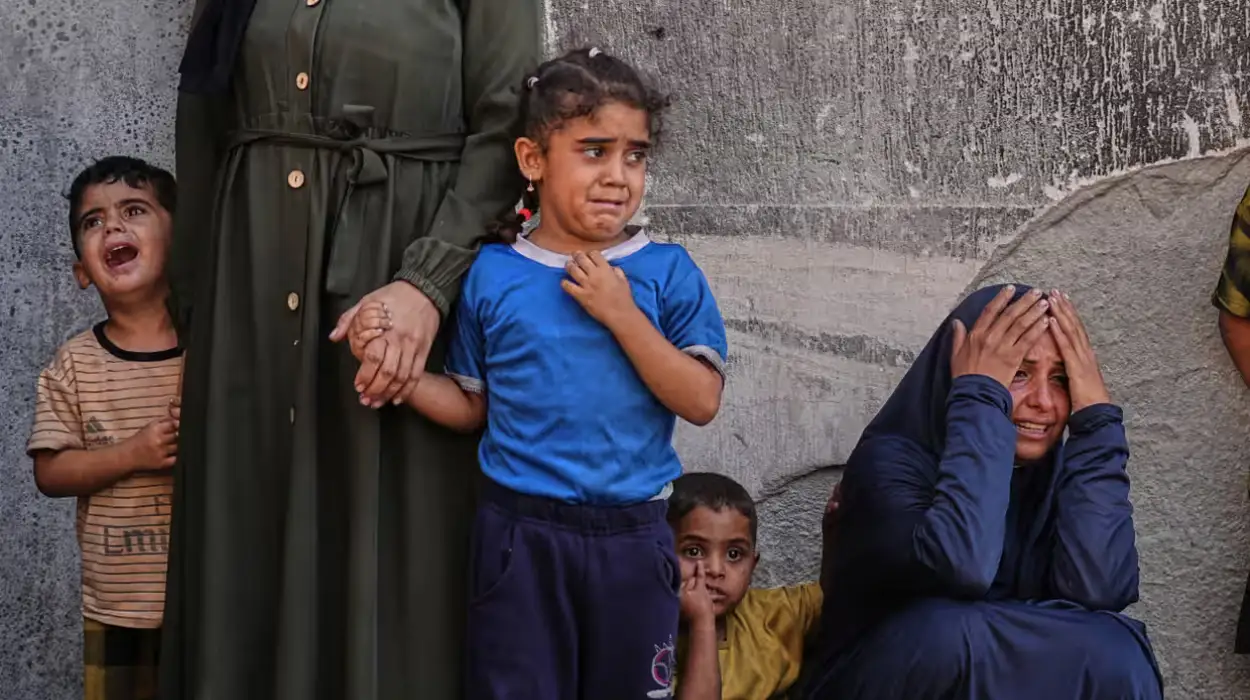 Israeli airstrikes in Gaza kill 60, says Health staff