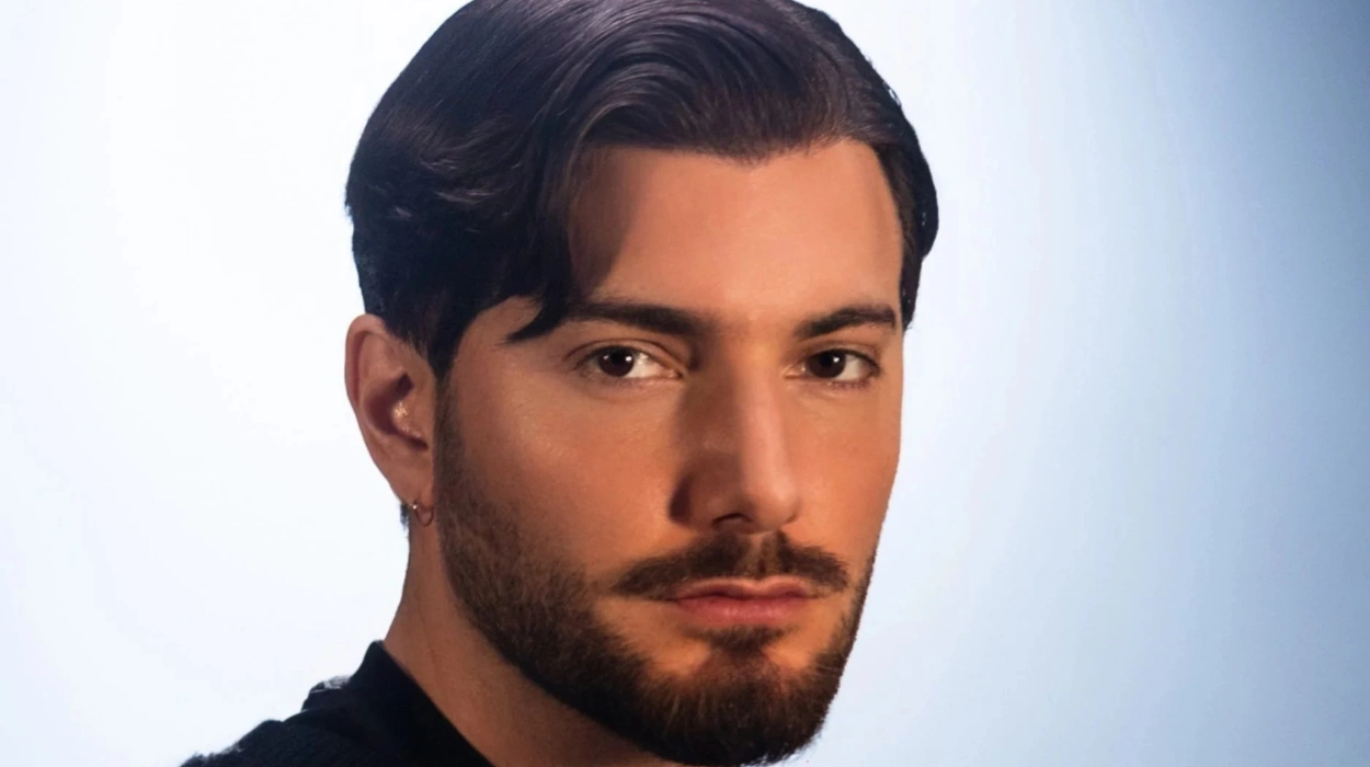 Official Esports 2025 Anthem remixed by Alesso