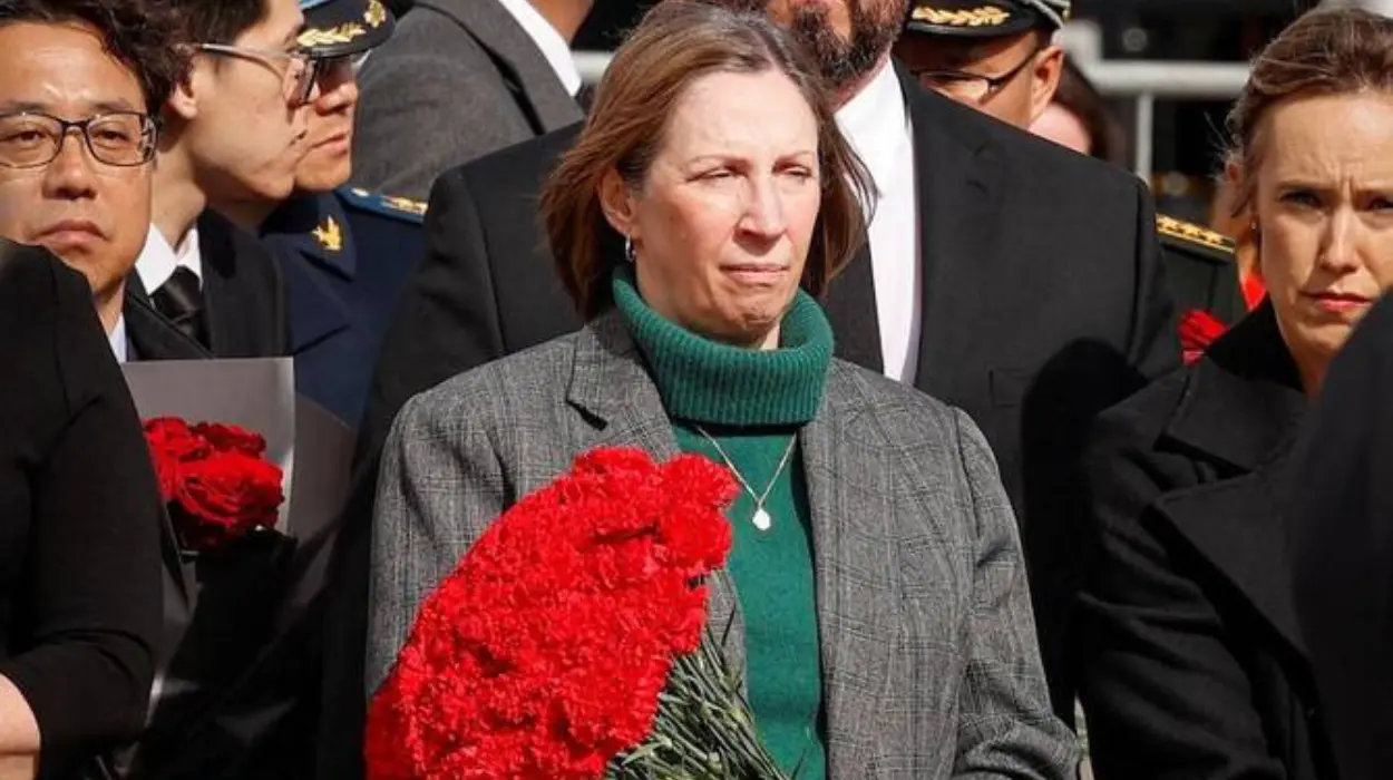 US Ambassador exits Russia amid faltering diplomatic thaw